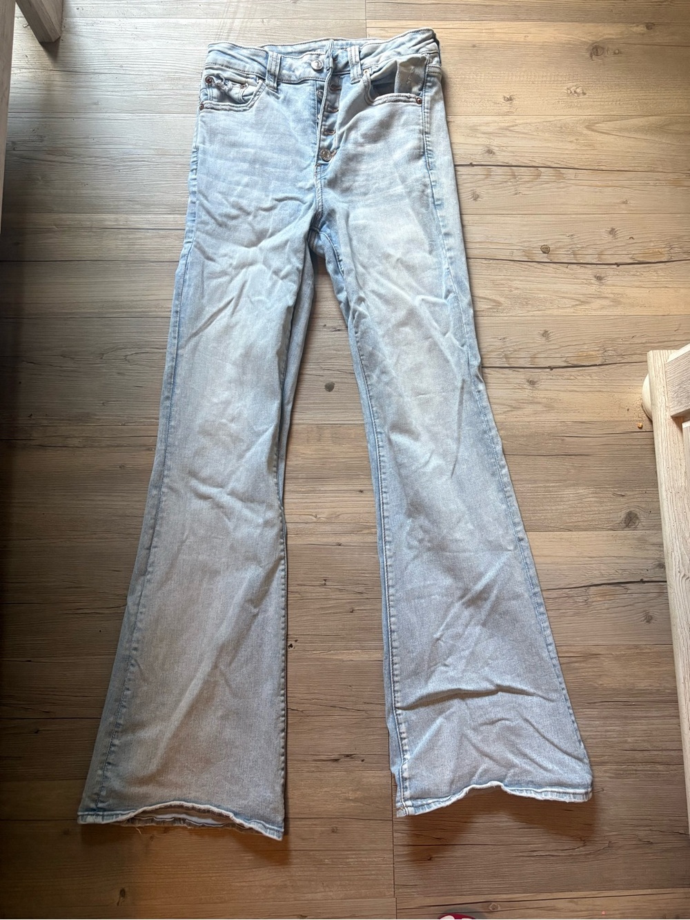 American Eagle Outfitters Light Wash Flare Jeans - Light Blue